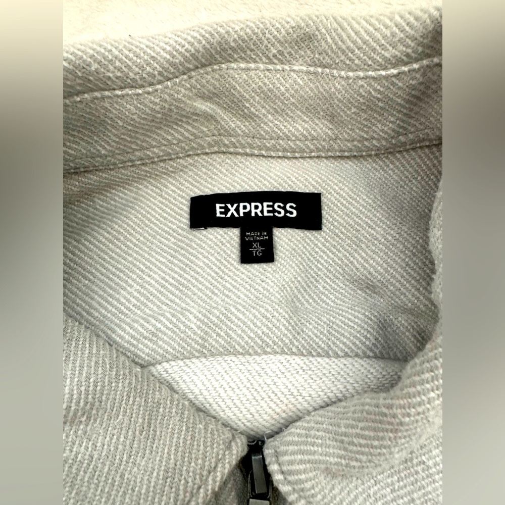 Express sweater shirt XL
